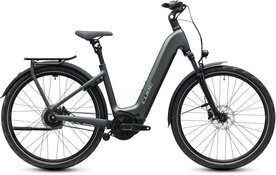 CUBE KATHMANDU HYBRID DELUXE PRO 800