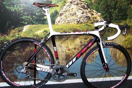Ditec 912 Carbon Frameset met doorgetrokken Zadelpen  50 cm.