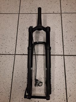 DT 29 OPM O.D.L. 100 verende voorvork Demo 