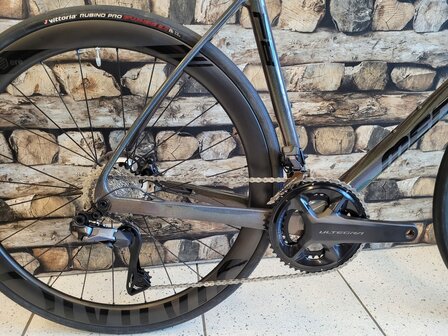 Mendiz F8 SE Carbon Racefiets met Shimano Ultegra Di2 59 cm.