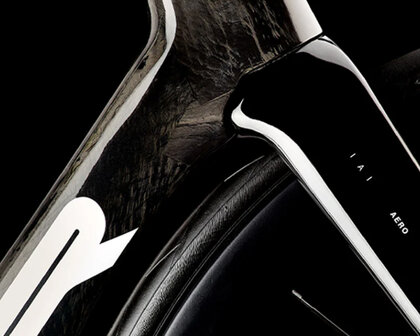 MMR Adrenaline AERO 10 Large met 105 Di2