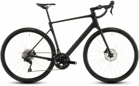 Cube Attain C:62 Race  58 cm. zwart *gereserveerd