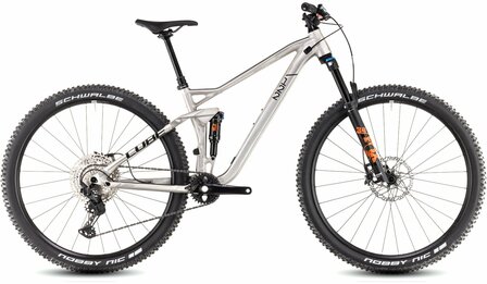 Cube Stereo Hybrid One22 Race 800 full suspension