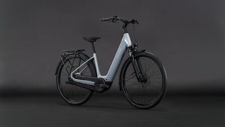 Cube Supreme Hybrid Comfort One 600 EE5