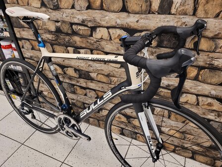 Occasion Bulls Night Hawk Team  maat 56cm 