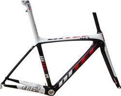 Ditec 912 Carbon Frameset met doorgetrokken Zadelpen  50 cm.