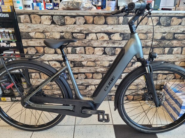 Occasion Cube Supreme hybrid Pro 500 Lage instap 50