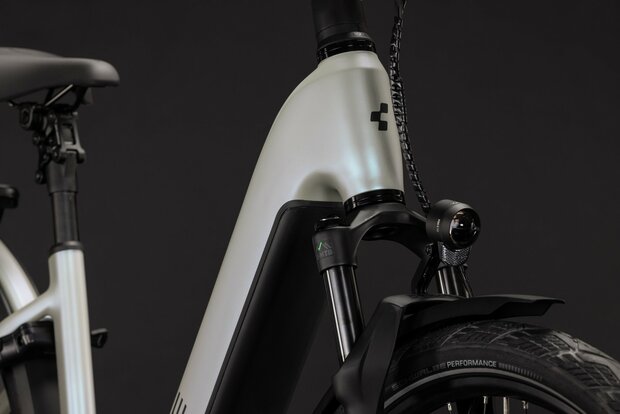 CUBE KATHMANDU HYBRID DELUXE EXC 800 2027 Enviolo Automatiq