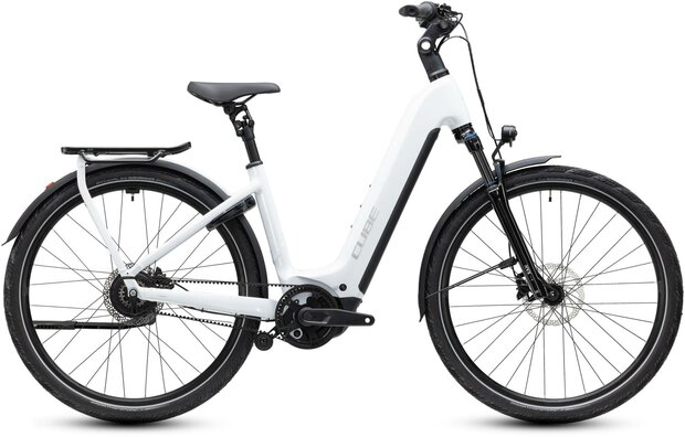 CUBE KATHMANDU HYBRID DELUXE PRO 800