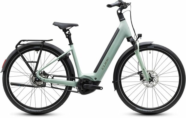 Cube Supreme Hybrid Deluxe One 600